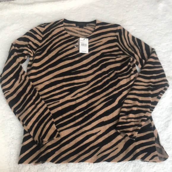 Saks Fifth Avenue Cashmere Animal Print Sweater - Picture 3 of 7